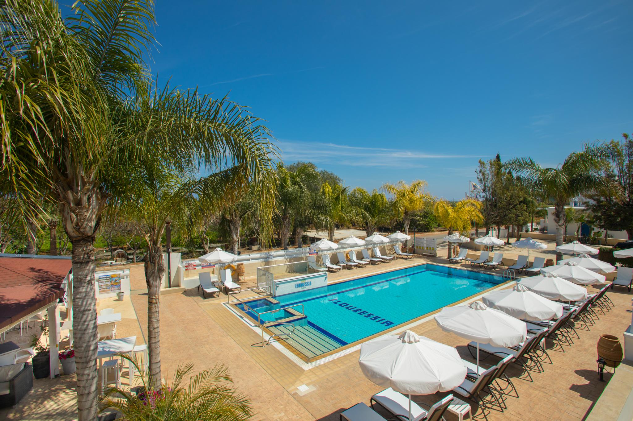 Aparthotel Flouressia Gardens